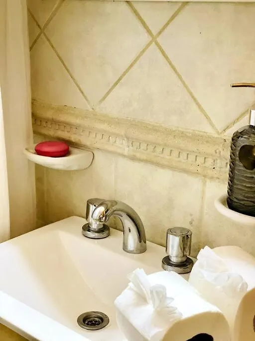 Apartamento Oasis En La Mejor Zona De Mendoza Argentina